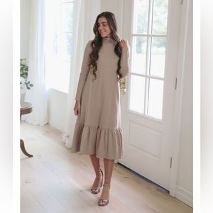 NWT Dainty Jewells Meet Me on Monroe Dress